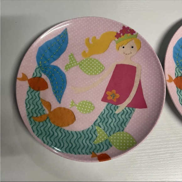 Pottery Barn Kids Lot of 2 Melamine Pink Mermaid Plates Lunch Dinner - Picture 5 of 5